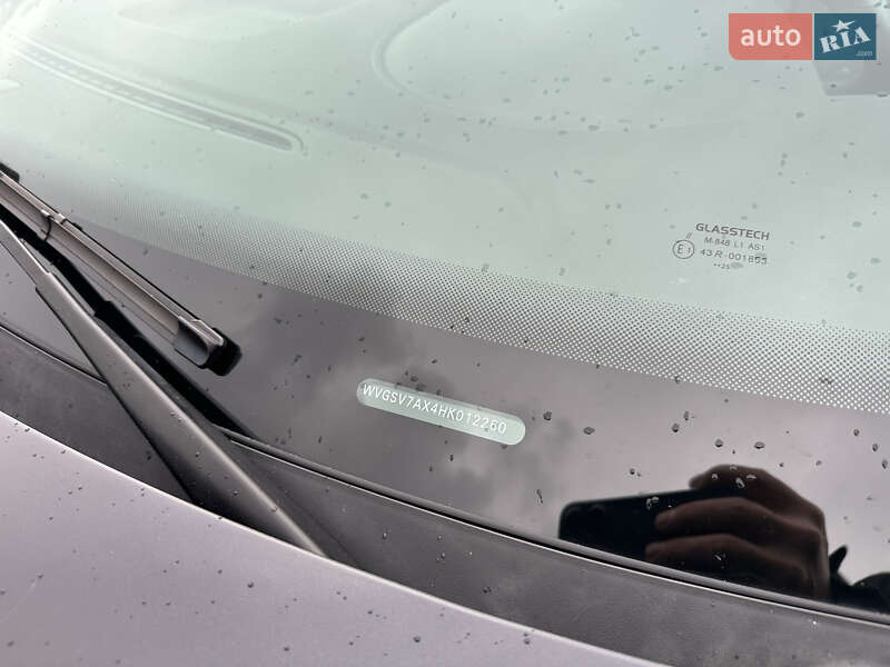 Внедорожник / Кроссовер Volkswagen Tiguan 2017 в Луцке