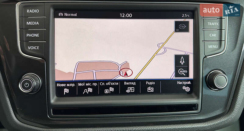 Внедорожник / Кроссовер Volkswagen Tiguan 2016 в Львове