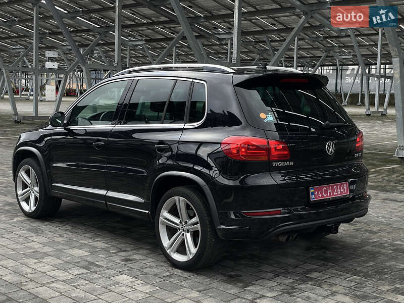 Внедорожник / Кроссовер Volkswagen Tiguan 2015 в Львове
