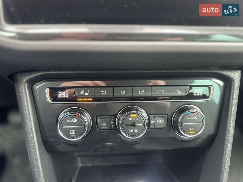 Внедорожник / Кроссовер Volkswagen Tiguan 2018 в Киеве