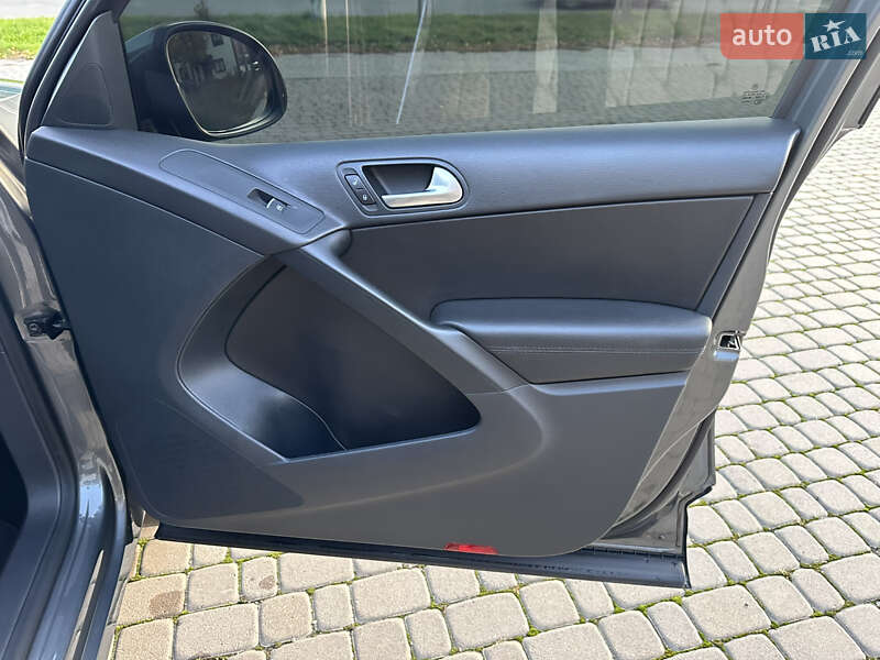 Внедорожник / Кроссовер Volkswagen Tiguan 2017 в Коломые