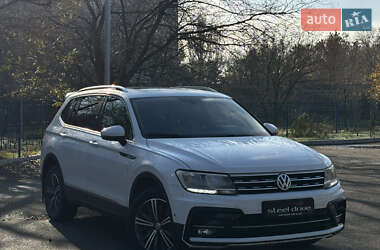 Внедорожник / Кроссовер Volkswagen Tiguan 2019 в Николаеве
