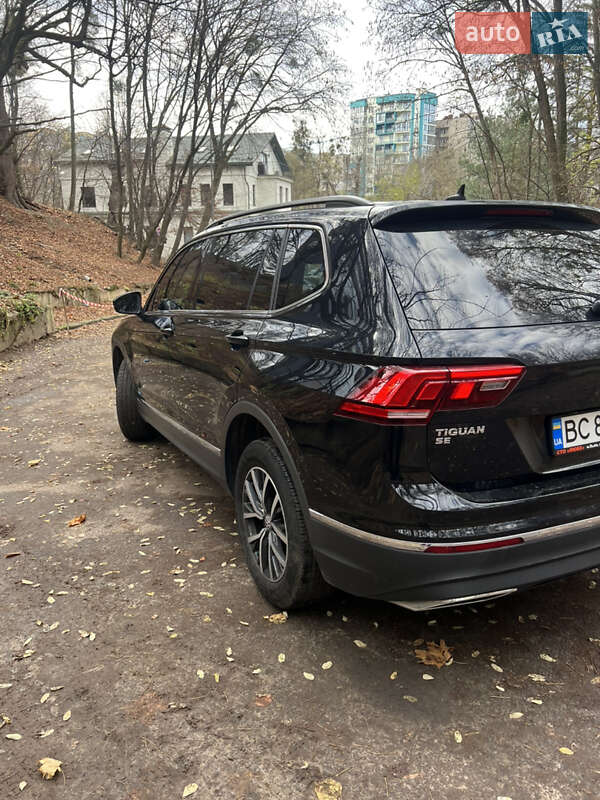 Внедорожник / Кроссовер Volkswagen Tiguan 2019 в Львове