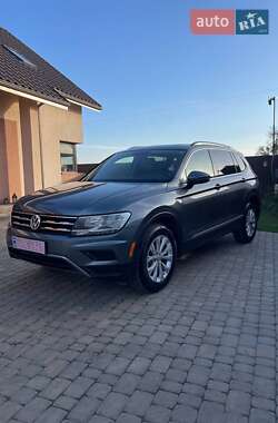 Позашляховик / Кросовер Volkswagen Tiguan 2018 в Луцьку