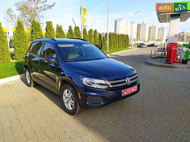 Внедорожник / Кроссовер Volkswagen Tiguan 2016 в Киеве