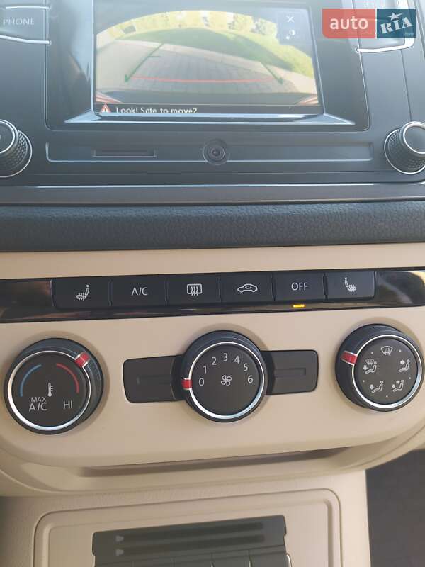 Внедорожник / Кроссовер Volkswagen Tiguan 2016 в Киеве