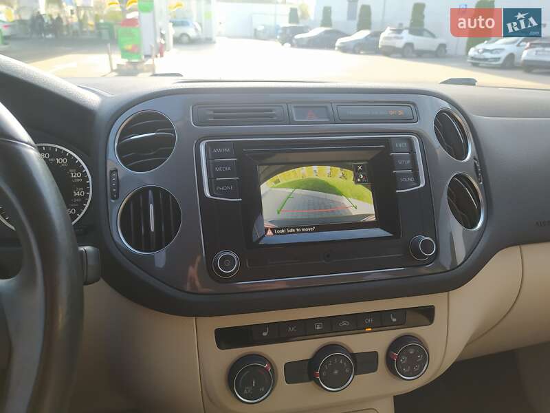 Внедорожник / Кроссовер Volkswagen Tiguan 2016 в Киеве