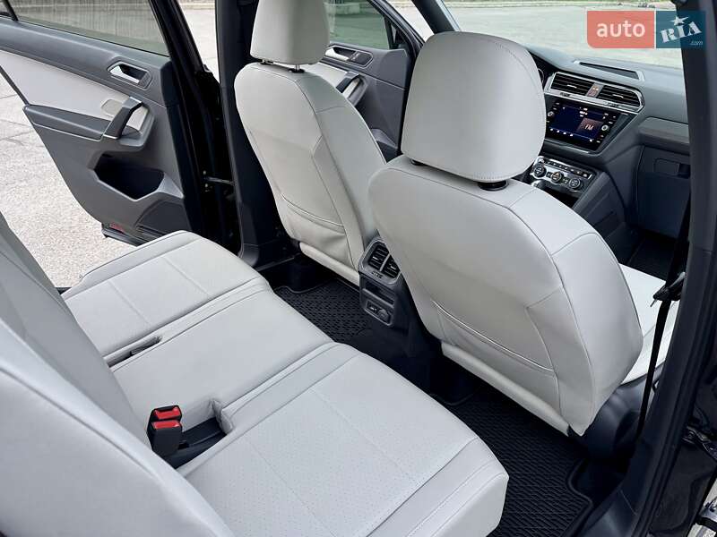 Позашляховик / Кросовер Volkswagen Tiguan 2019 в Дніпрі
