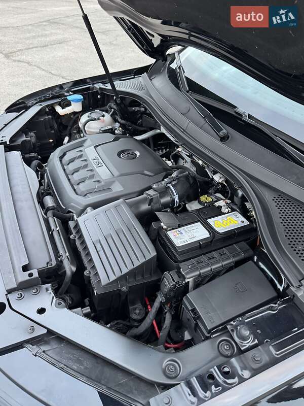 Позашляховик / Кросовер Volkswagen Tiguan 2019 в Дніпрі