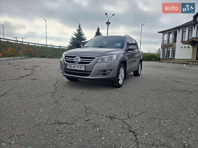 Позашляховик / Кросовер Volkswagen Tiguan 2010 в Благовіщенську фото Позашляховик / Кросовер Volkswagen Tiguan 2010 в Благовіщенську