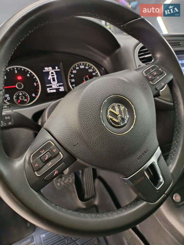 Внедорожник / Кроссовер Volkswagen Tiguan 2014 в Тернополе