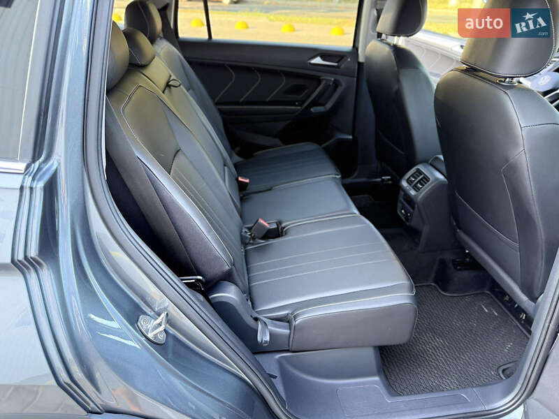 Внедорожник / Кроссовер Volkswagen Tiguan 2023 в Каменском