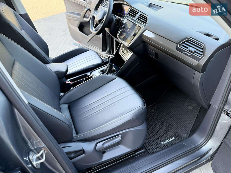 Внедорожник / Кроссовер Volkswagen Tiguan 2023 в Каменском