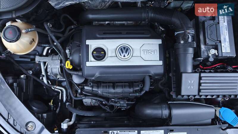 Внедорожник / Кроссовер Volkswagen Tiguan 2018 в Ахтырке