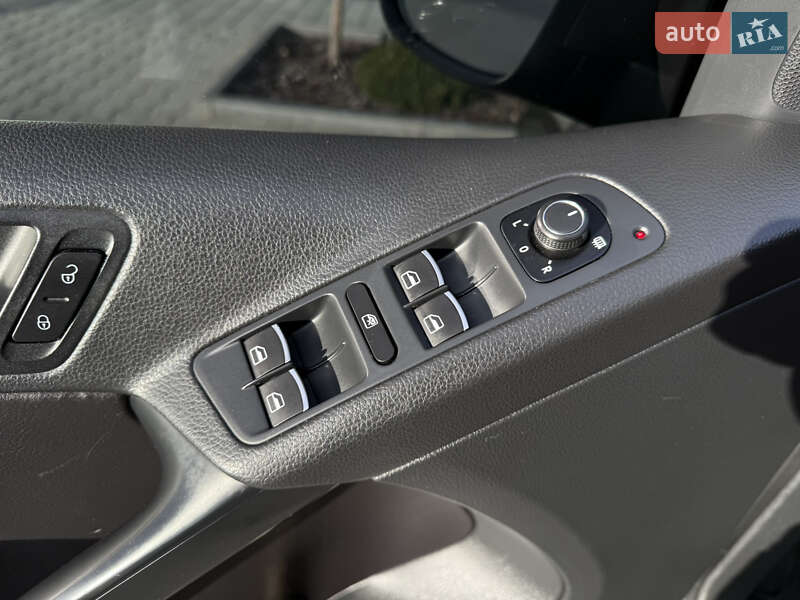 Внедорожник / Кроссовер Volkswagen Tiguan 2015 в Тернополе