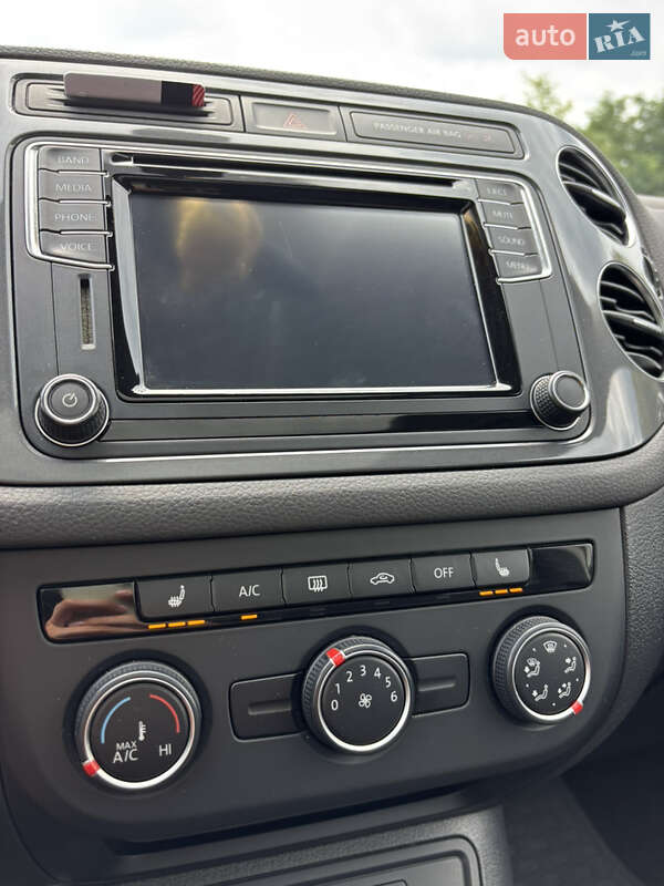 Внедорожник / Кроссовер Volkswagen Tiguan 2016 в Киеве