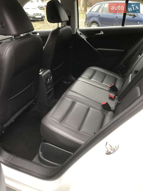 Позашляховик / Кросовер Volkswagen Tiguan 2016 в Кропивницькому фото 8 Позашляховик / Кросовер Volkswagen Tiguan 2016 в Кропивницькому