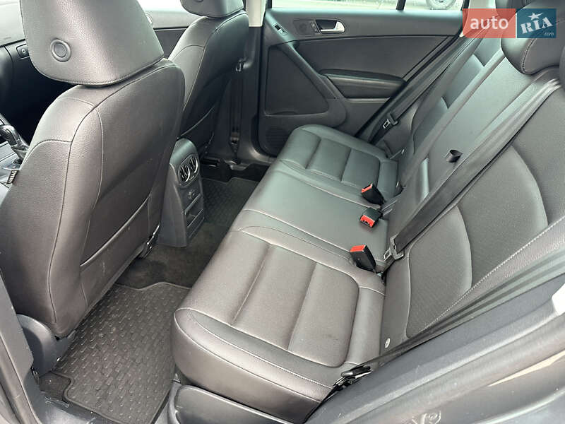 Позашляховик / Кросовер Volkswagen Tiguan 2016 в Києві фото 11 Позашляховик / Кросовер Volkswagen Tiguan 2016 в Києві