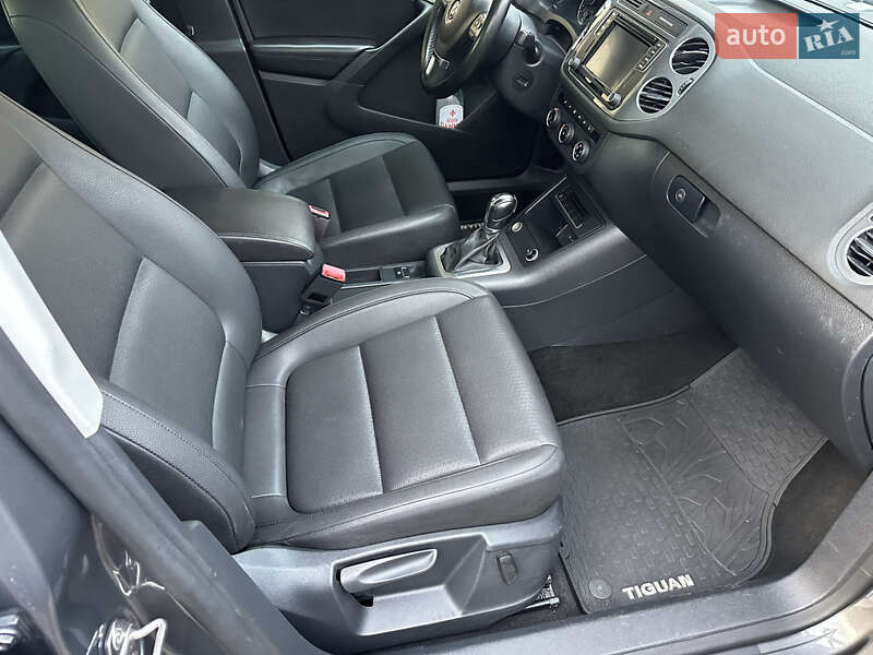 Позашляховик / Кросовер Volkswagen Tiguan 2016 в Києві фото 17 Позашляховик / Кросовер Volkswagen Tiguan 2016 в Києві
