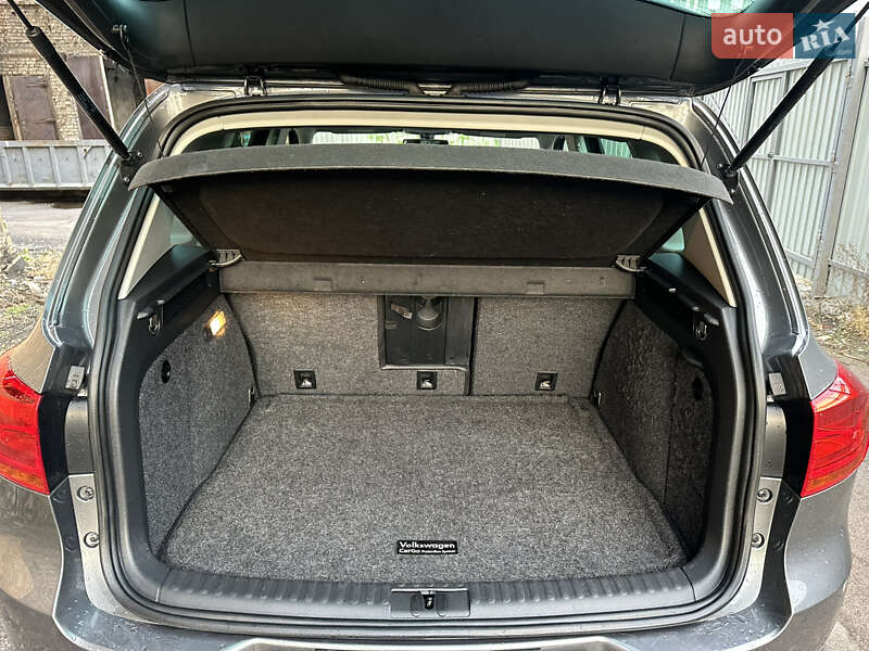 Позашляховик / Кросовер Volkswagen Tiguan 2016 в Києві фото 19 Позашляховик / Кросовер Volkswagen Tiguan 2016 в Києві