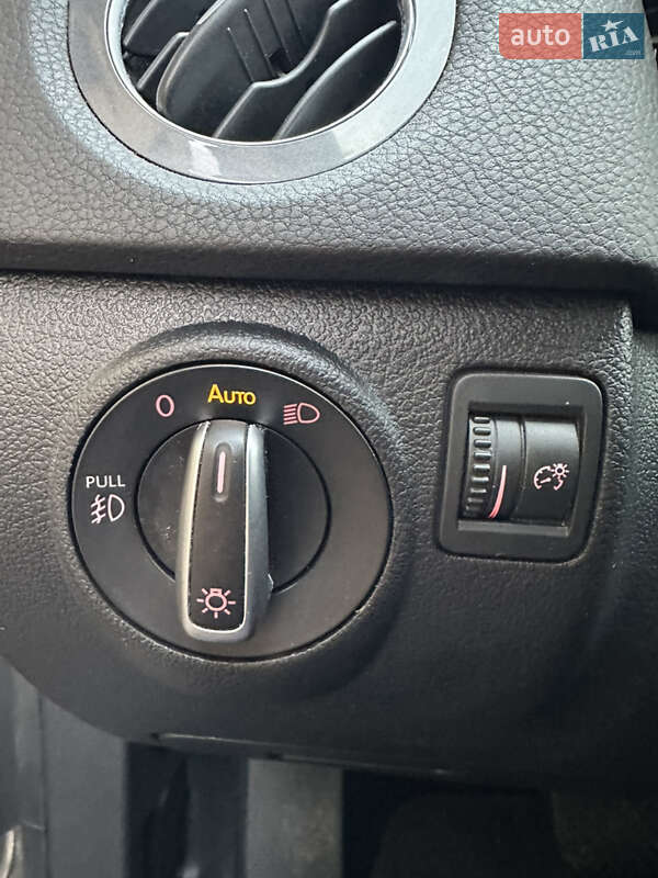 Позашляховик / Кросовер Volkswagen Tiguan 2016 в Києві фото 25 Позашляховик / Кросовер Volkswagen Tiguan 2016 в Києві