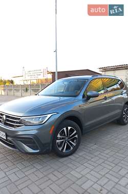Внедорожник / Кроссовер Volkswagen Tiguan 2022 в Запорожье