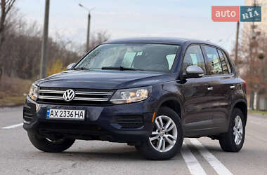 Позашляховик / Кросовер Volkswagen Tiguan 2013 в Харкові