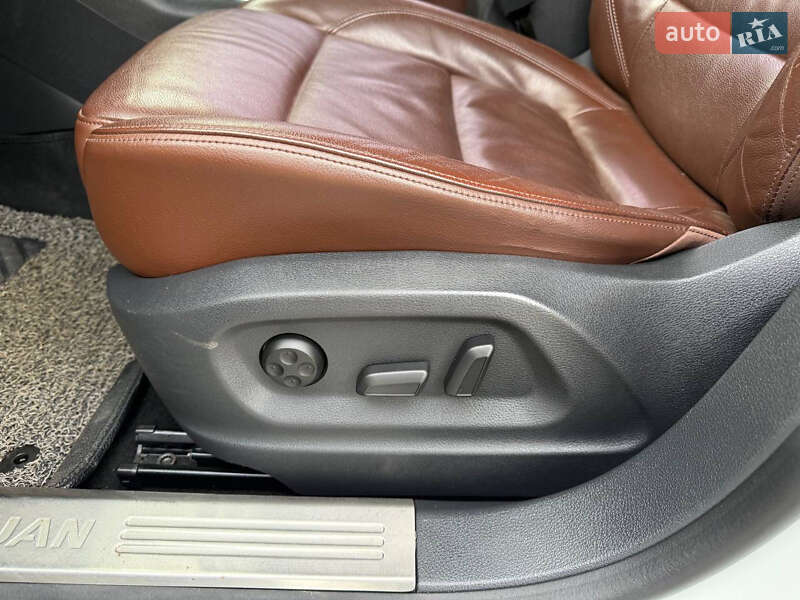 Позашляховик / Кросовер Volkswagen Tiguan 2015 в Одесі фото 24 Позашляховик / Кросовер Volkswagen Tiguan 2015 в Одесі