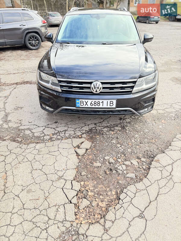 Позашляховик / Кросовер Volkswagen Tiguan 2018 в Хмельницькому фото 5 Позашляховик / Кросовер Volkswagen Tiguan 2018 в Хмельницькому