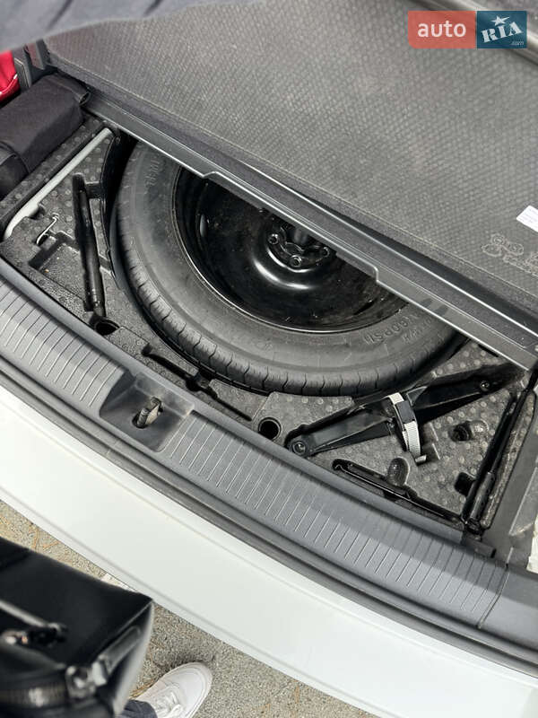 Позашляховик / Кросовер Volkswagen Tiguan 2018 в Києві фото 8 Позашляховик / Кросовер Volkswagen Tiguan 2018 в Києві