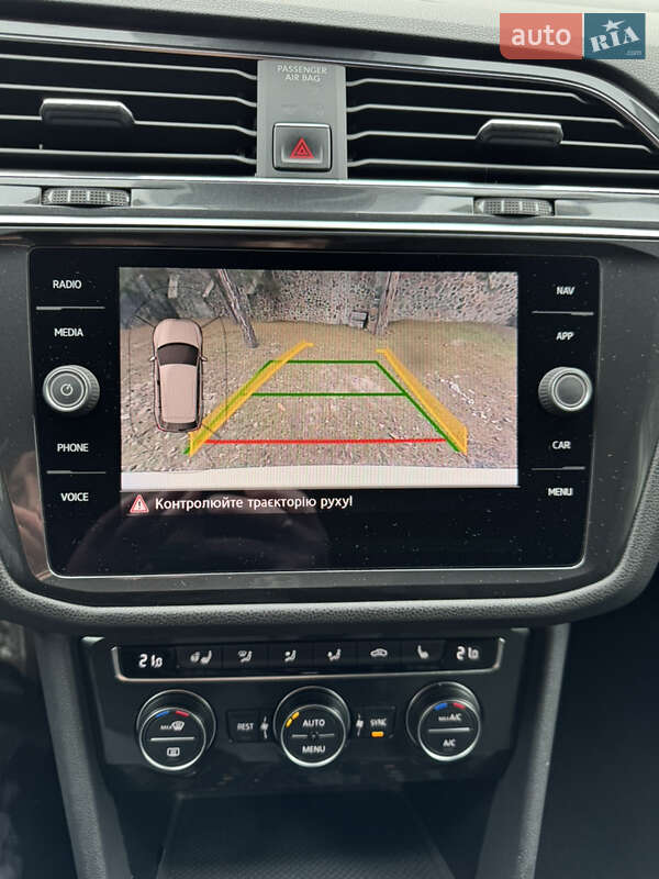Позашляховик / Кросовер Volkswagen Tiguan 2018 в Києві фото 19 Позашляховик / Кросовер Volkswagen Tiguan 2018 в Києві
