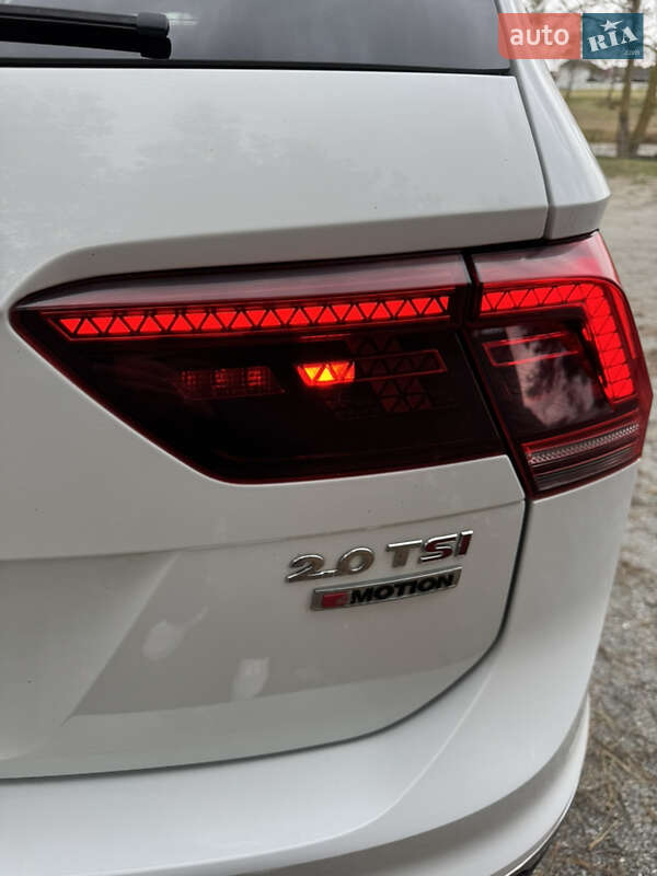 Позашляховик / Кросовер Volkswagen Tiguan 2018 в Києві фото 24 Позашляховик / Кросовер Volkswagen Tiguan 2018 в Києві