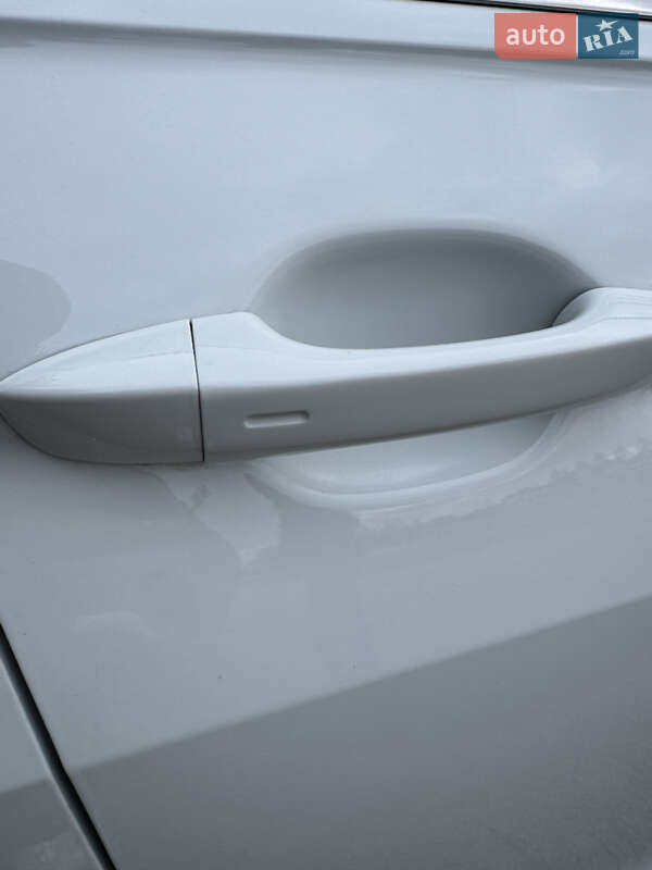 Позашляховик / Кросовер Volkswagen Tiguan 2018 в Києві фото 27 Позашляховик / Кросовер Volkswagen Tiguan 2018 в Києві