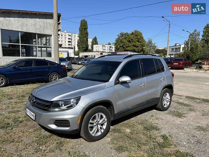 Внедорожник / Кроссовер Volkswagen Tiguan 2015 в Харькове
