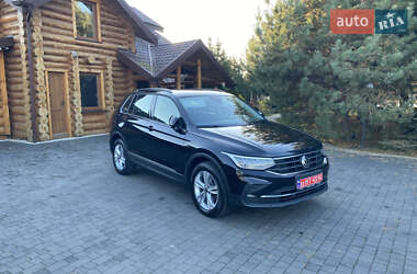 Внедорожник / Кроссовер Volkswagen Tiguan 2021 в Луцке