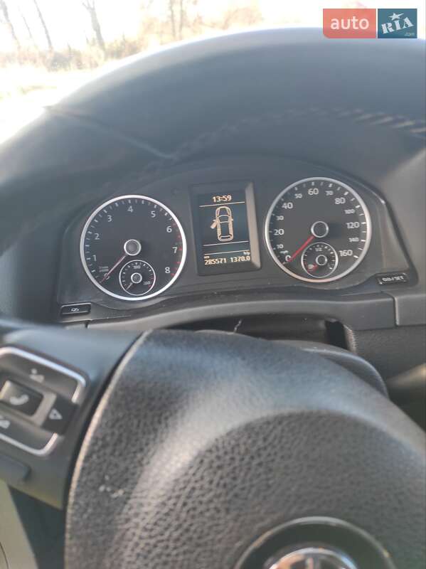 Внедорожник / Кроссовер Volkswagen Tiguan 2011 в Ильинцах
