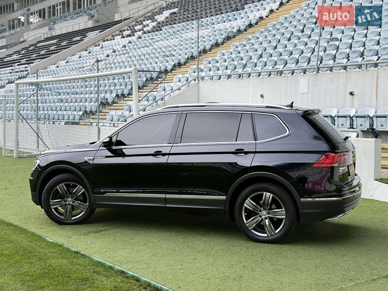 Внедорожник / Кроссовер Volkswagen Tiguan 2019 в Одессе