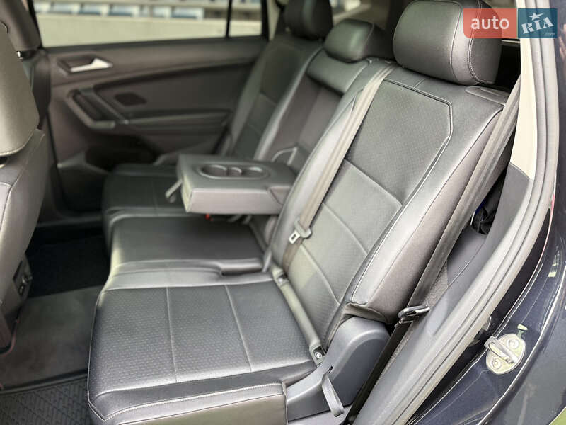 Внедорожник / Кроссовер Volkswagen Tiguan 2019 в Одессе