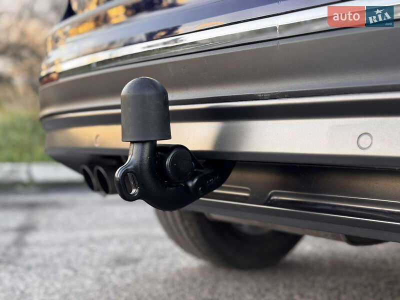 Внедорожник / Кроссовер Volkswagen Tiguan 2017 в Радивилове