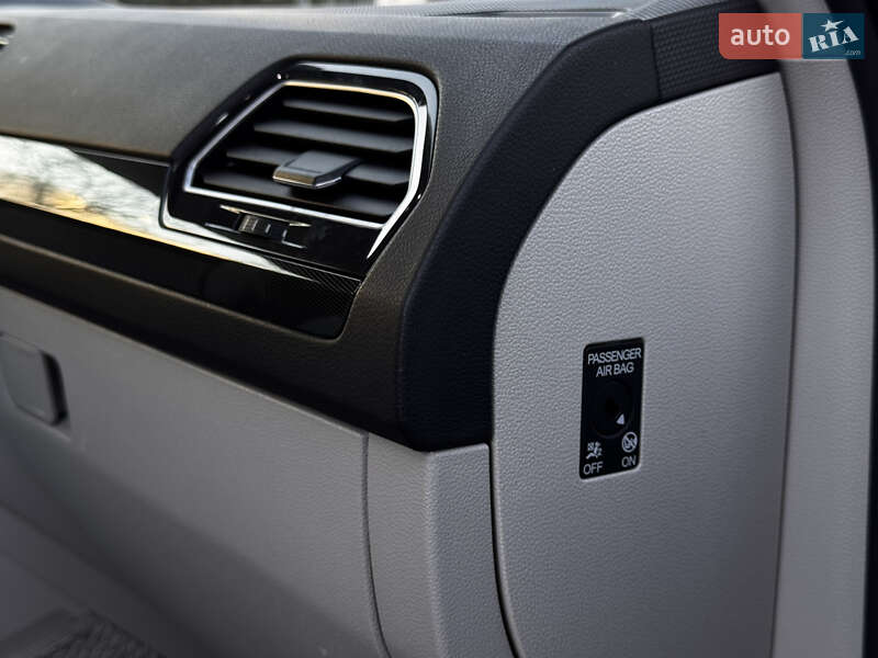 Внедорожник / Кроссовер Volkswagen Tiguan 2017 в Радивилове