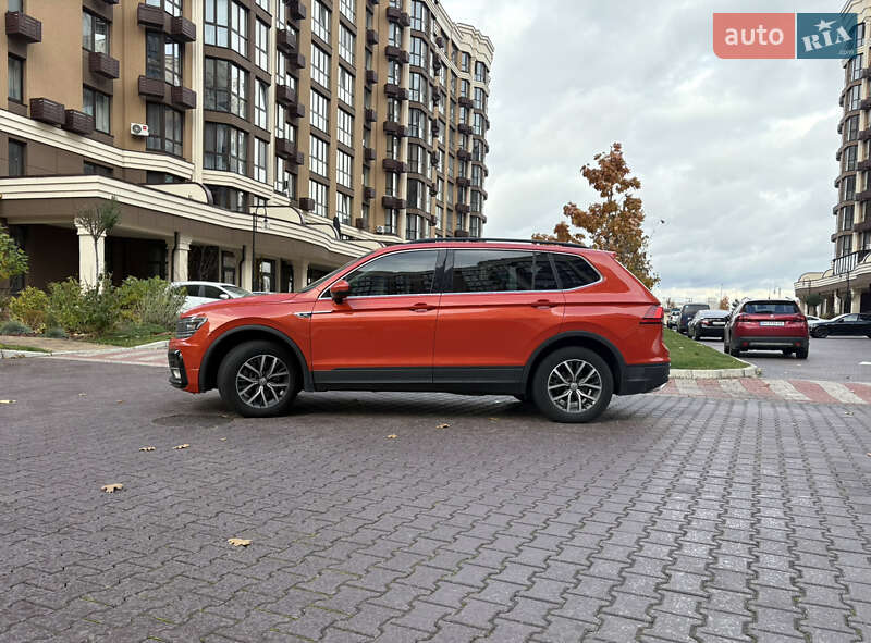 Внедорожник / Кроссовер Volkswagen Tiguan 2018 в Киеве