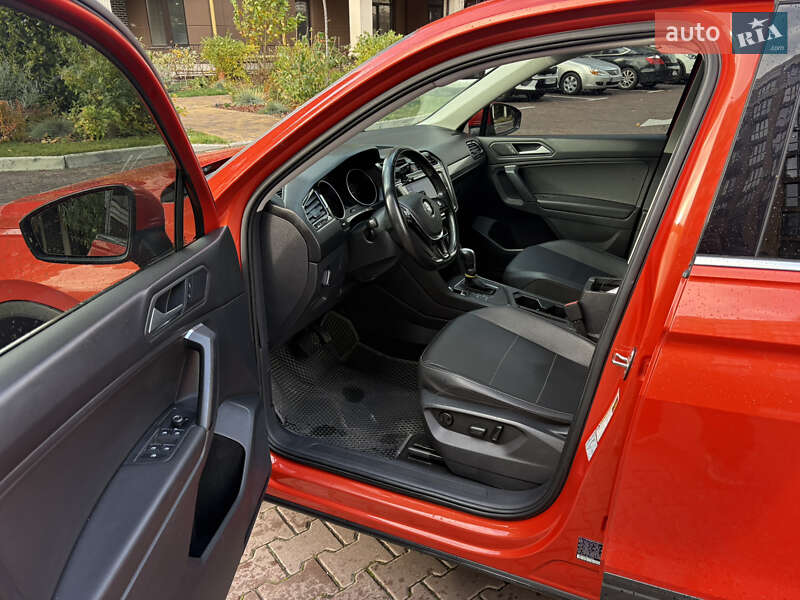 Внедорожник / Кроссовер Volkswagen Tiguan 2018 в Киеве