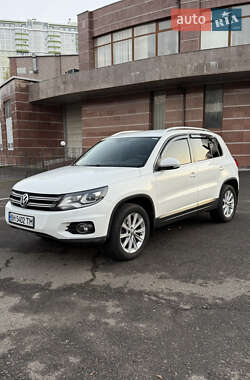 Внедорожник / Кроссовер Volkswagen Tiguan 2012 в Одессе