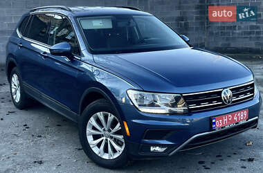 Внедорожник / Кроссовер Volkswagen Tiguan 2018 в Чернигове