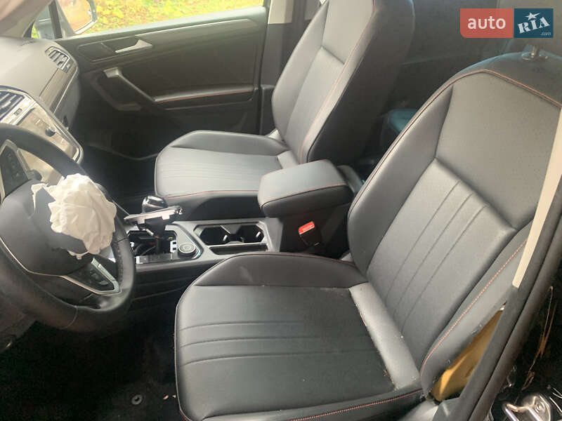 Внедорожник / Кроссовер Volkswagen Tiguan 2024 в Самборе