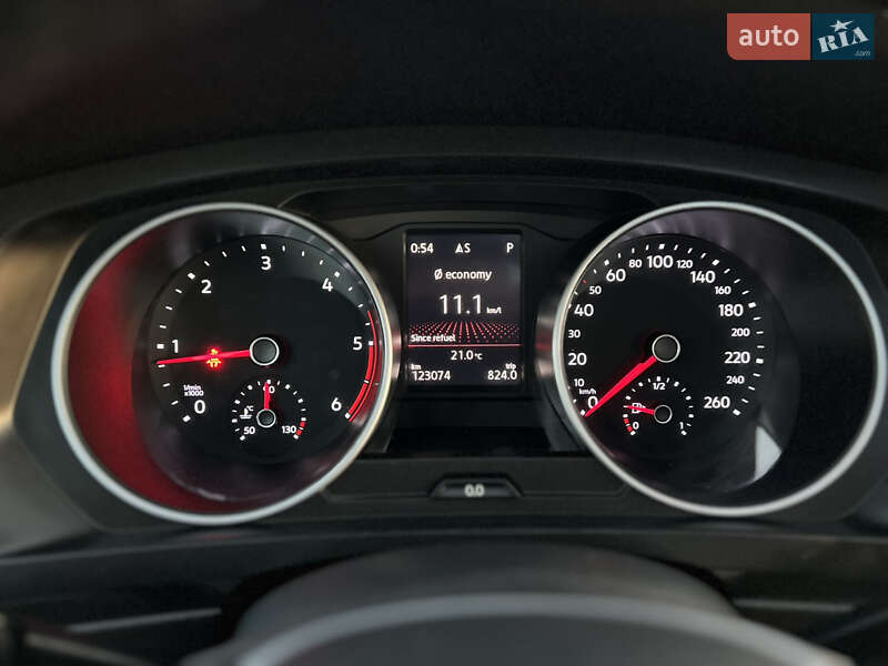 Внедорожник / Кроссовер Volkswagen Tiguan 2018 в Киеве фото 30 Внедорожник / Кроссовер Volkswagen Tiguan 2018 в Киеве