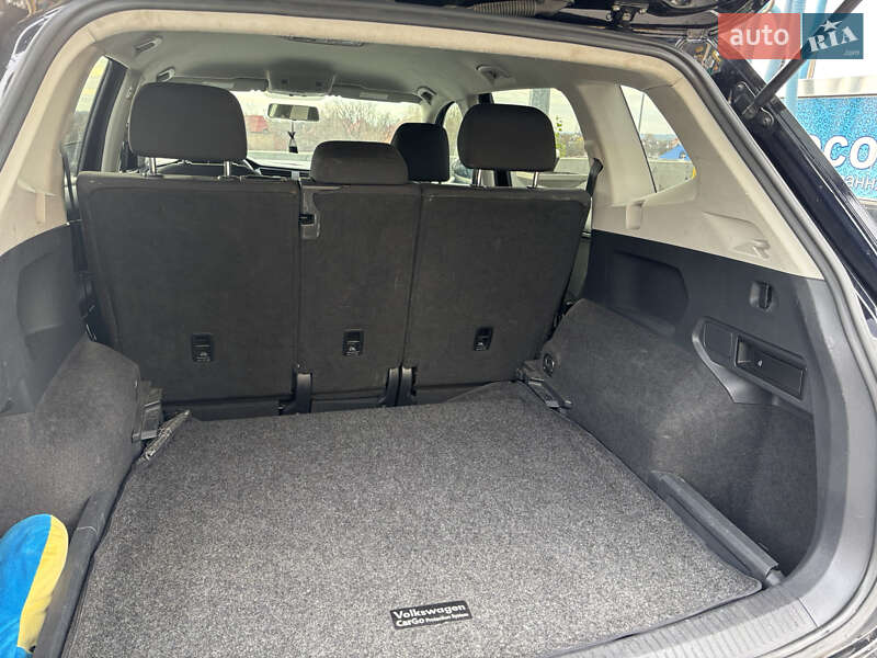 Внедорожник / Кроссовер Volkswagen Tiguan 2019 в Киеве