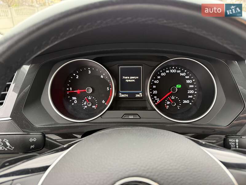 Внедорожник / Кроссовер Volkswagen Tiguan 2020 в Луцке