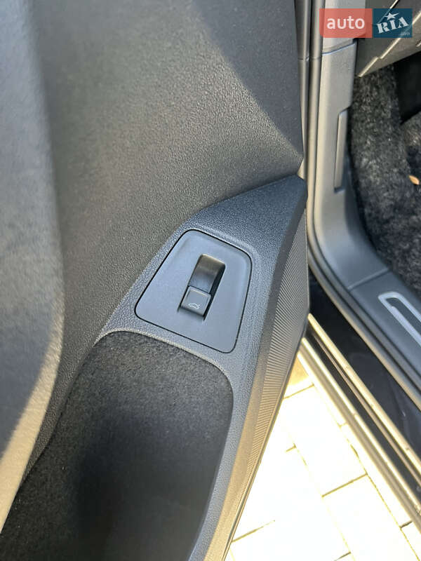 Внедорожник / Кроссовер Volkswagen Tiguan 2019 в Одессе