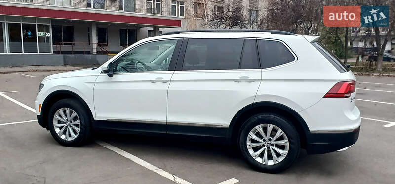 Внедорожник / Кроссовер Volkswagen Tiguan 2018 в Горишних Плавнях
